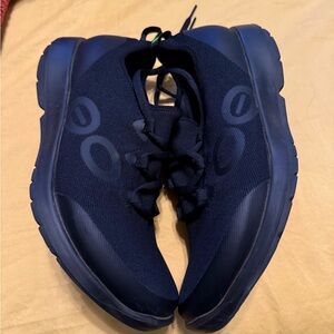 Oofos Women 10 Like New